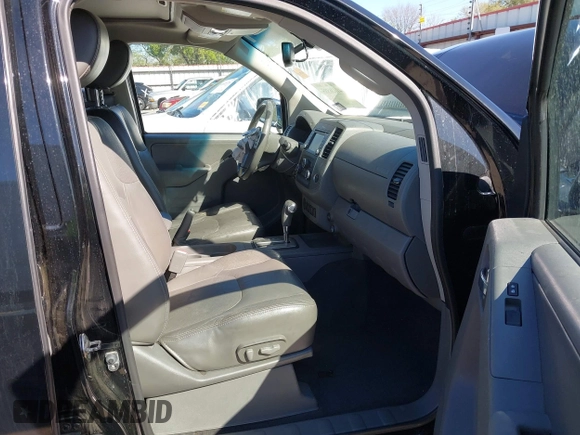 2019 Nissan Frontier SV z VIN 1N6AD0ER4KN736474, wystawiony jako IAAI lot #41826585 z przebiegiem 89 696 mil mil oraz . Historia ofert i sprzedaży dostępna na DreamBid. Obrazek 5.