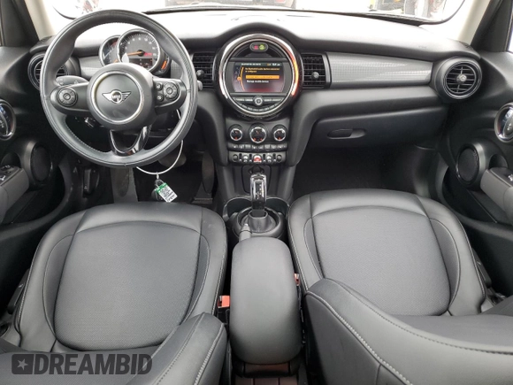 2020 MINI Hardtop 4 Door Cooper with VIN WMWXU7C00L2M50809, listed as a Copart auction lot 48586555 with 29,538 mi miles and Salvage title. Bid and sale history available at DreamBid. Image 8.