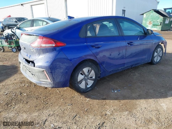 2020 Hyundai Ioniq Hybrid Blue with VIN KMHC65LC4LU242801, listed as a IAAI auction lot 41452487 with 1 mi miles. Bid and sale history available at carsss.com. Image 4.