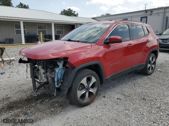 2020 Jeep Compass Latitude with VIN 3C4NJDBB1LT100320, listed as a Copart auction lot 49284905 with 93,435 mi miles and Salvage Title. Bid and sale history available at carsss.com. Image 1.