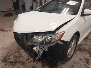 2012 Toyota Camry L with VIN 4T1BF1FK3CU128179, listed as a IAAI auction lot 41720874 with 114,387 mi miles. Bid and sale history available at carsss.com. Image 18.