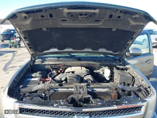 2008 Chevrolet Silverado 1500 LTZ with VIN 3GCEK13M08G164943, listed as a IAAI auction lot 40943708 with 212,496 mi miles. Bid and sale history available at carsss.com. Image 10.