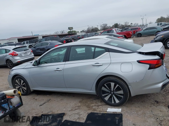 2022 Nissan Altima SV with VIN 1N4BL4DW2NN336027, listed as a IAAI auction lot 41647222 with 115,865 mi miles and . Bid and sale history available at DreamBid. Image 14.