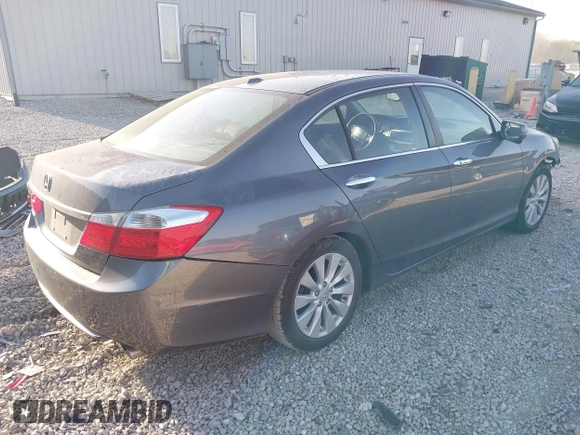 2013 Honda Accord Sdn EX-L with VIN 1HGCR2F80DA098234, listed as a IAAI auction lot 42074052 with 183,567 mi miles. Bid and sale history available at carsss.com. Image 4.