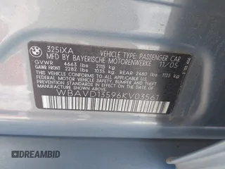 2006 BMW 3 Series 325xi with VIN WBAVD13596KV03561, listed as a IAAI auction lot 41621783 with 185,787 mi miles. Bid and sale history available at carsss.com. Image 9.