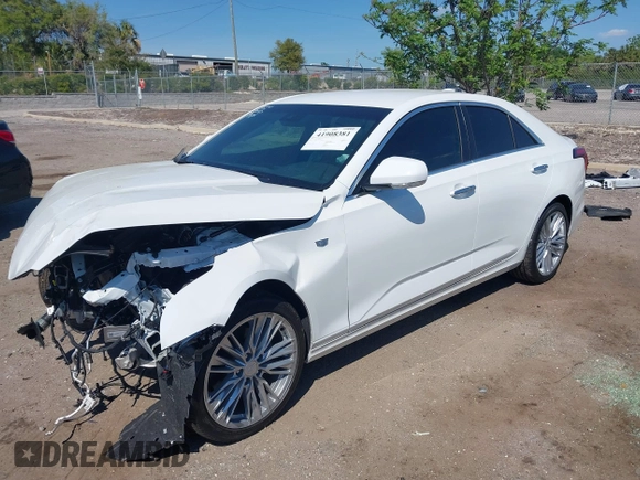 2025 Cadillac CT4 Premium Luxury z VIN 1G6DB5RK4S0116692, wystawiony jako IAAI lot #41908381 z przebiegiem 79 mil mil oraz . Historia ofert i sprzedaży dostępna na DreamBid. Obrazek 18.