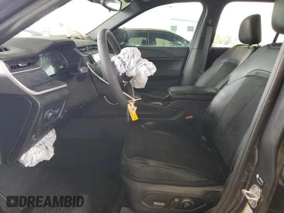 2023 Jeep Grand Cherokee Altitude with VIN 1C4RJHAG6PC547667, listed as a Copart auction lot 50498875 with 29,759 mi miles and Clean title. Bid and sale history available at DreamBid. Image 7.