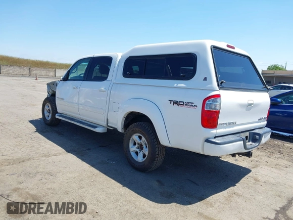2005 Toyota Tundra Limited z VIN 5TBDT48175S490771, wystawiony jako IAAI lot #42117084 z przebiegiem 233 575 mil mil oraz . Historia ofert i sprzedaży dostępna na DreamBid. Obrazek 3.