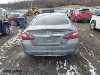 2018 Nissan Altima 2.5 SL with VIN 1N4AL3AP3JC159979, listed as a IAAI auction lot 41262870 with 87,249 mi miles. Bid and sale history available at carsss.com. Image 16.