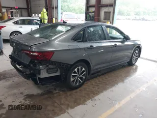 2024 Volkswagen Jetta S with VIN 3VW5M7BU2RM039540, listed as a IAAI auction lot 42422981 with 17,568 mi miles and . Bid and sale history available at DreamBid. Image 4.
