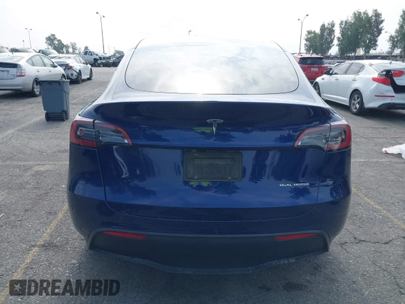 2023 Tesla Model Y Long Range z VIN 7SAYGDEE5PA102285, wystawiony jako IAAI lot #42402981 z przebiegiem 24 550 mil mil oraz . Historia ofert i sprzedaży dostępna na DreamBid. Obrazek 17.