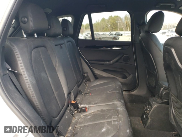 2017 BMW X1 xDrive28i with VIN WBXHT3C32H5F76601, listed as a Copart auction lot 49889965 with 95,655 mi miles and Salvage Title. Bid and sale history available at carsss.com. Image 11.