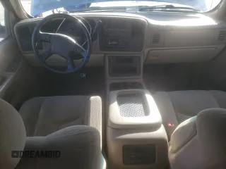 2006 Chevrolet Suburban Z71 with VIN 3GNFK16Z56G106892, listed as a Copart auction lot 83255824 with 226,609 mi miles and Clean Title. Bid and sale history available at carsss.com. Image 8.