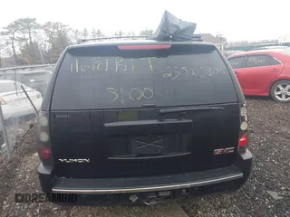 2007 GMC Yukon Denali z VIN 1GKFK63807J387361, wystawiony jako IAAI lot #42033919 z przebiegiem Nie podano mil oraz . Historia ofert i sprzedaży dostępna na DreamBid. Obrazek 15.