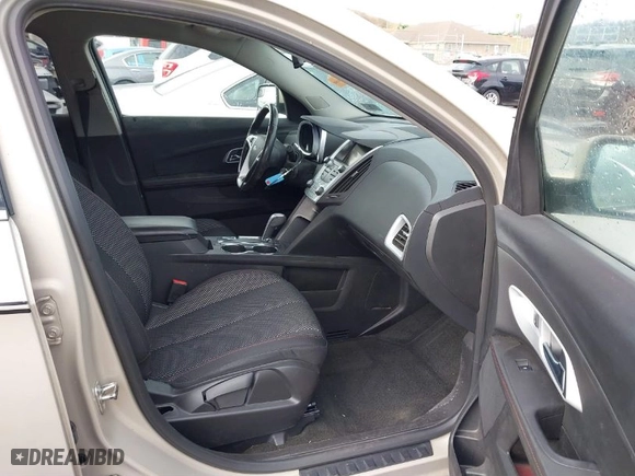 2012 Chevrolet Equinox LT w/1LT with VIN 2GNFLEEK9C6203822, listed as a IAAI auction lot 41613913 with 133,871 mi miles. Bid and sale history available at carsss.com. Image 5.