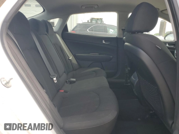 2019 Kia Optima LX с VIN 5XXGT4L33KG347598, выставлен на аукционе Copart как лот 57473625 с пробегом 83 498 миль миль и Списание • Salvage title. История ставок и продаж доступна на DreamBid. Изображение 10.