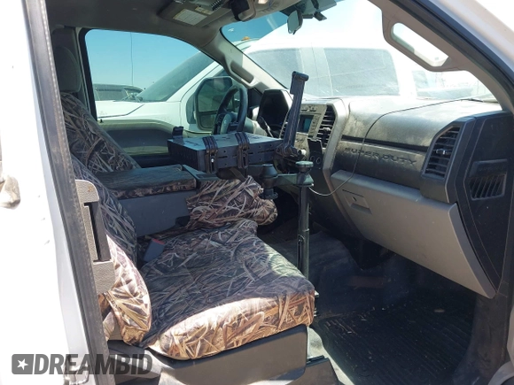 2017 Ford F-250 XLT с VIN 1FT7X2B64HED35283, выставлен на аукционе IAAI как лот 42292819 с пробегом 241 343 миль миль и . История ставок и продаж доступна на DreamBid. Изображение 5.