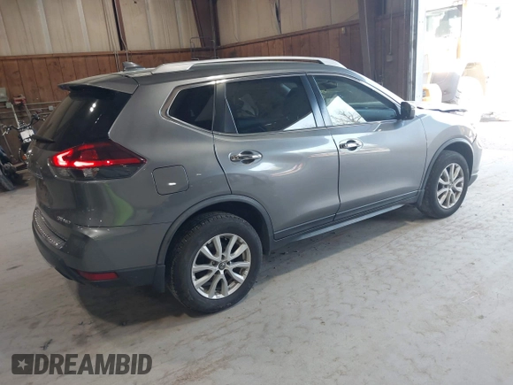 2018 Nissan Rogue SV z VIN JN8AT2MV4JW344365, wystawiony jako IAAI lot #42145147 z przebiegiem 95 634 mil mil oraz . Historia ofert i sprzedaży dostępna na DreamBid. Obrazek 4.