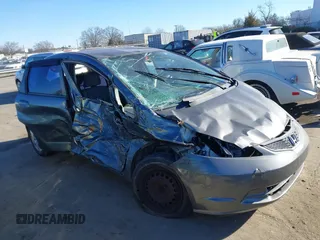 2012 Honda Fit с VIN JHMGE8H31CC020966, выставлен на аукционе IAAI как лот 41279043 с пробегом 355 587 миль миль и . История ставок и продаж доступна на DreamBid. Изображение 1.