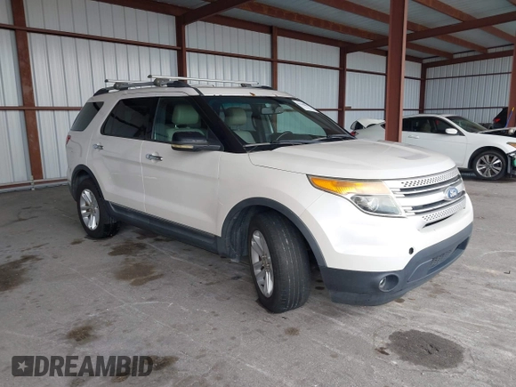 2011 Ford Explorer XLT with VIN 1FMHK7D82BGA02599, listed as a IAAI auction lot 42190995 with 214,146 mi miles and . Bid and sale history available at carsss.com. Image 1.