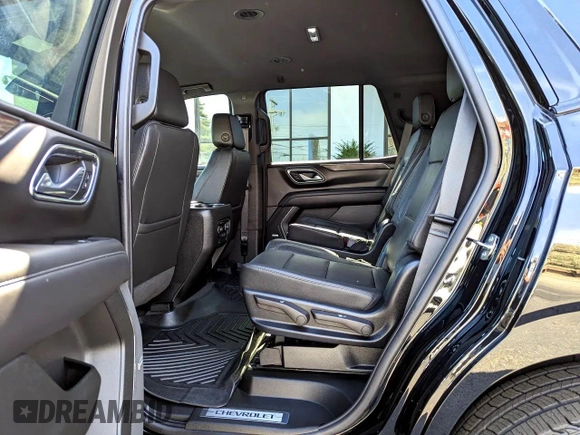 2023 Chevrolet Tahoe Z71 with VIN 1GNSKPKD8PR1235XX, listed as a Copart auction lot 53192995 with 43,212 mi miles and Clean title. Bid and sale history available at DreamBid. Image 6.