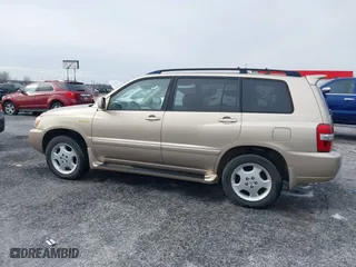 2004 Toyota Highlander with VIN JTEEP21A140044174, listed as a IAAI auction lot 41253808 with 133,357 mi miles. Bid and sale history available at carsss.com. Image 14.