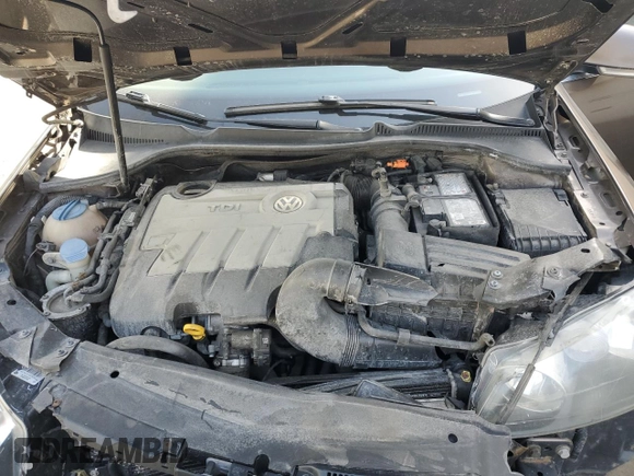 2014 Volkswagen Jetta TDI w/Sunroof & Nav with VIN 3VWPL7AJ0EM628096, listed as a Copart auction lot 54742045 with 145,986 mi miles and Non repairable. Bid and sale history available at DreamBid. Image 12.