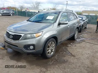 2011 Kia Sorento EX with VIN 5XYKUDA26BG123044, listed as a IAAI auction lot 42007811 with 193,657 mi miles. Bid and sale history available at carsss.com. Image 2.
