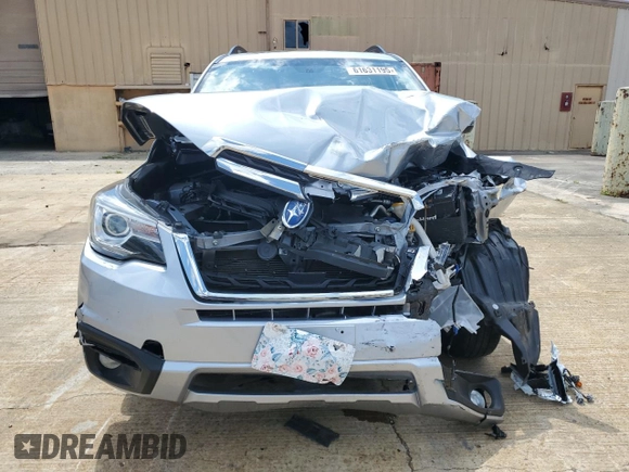 2017 Subaru Forester Touring with VIN JF2SJAWC9HH565195, listed as a Copart auction lot 61631195 with 40,715 mi miles and Salvage title. Bid and sale history available at DreamBid. Image 5.