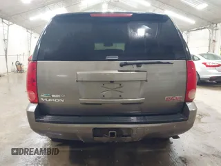 2011 GMC Yukon SLT with VIN 1GKS2CE02BR336524, listed as a IAAI auction lot 42189541 with 226,321 mi miles and . Bid and sale history available at DreamBid. Image 16.