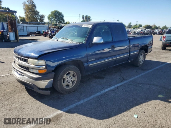 2000 Chevrolet Silverado 1500 LS with VIN 1GCEC19V1YZ156525, listed as a Copart auction lot 79340834 with 274,437 mi miles and Salvage Title. Bid and sale history available at carsss.com. Image 1.