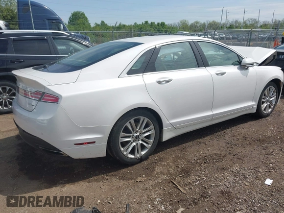 2016 Lincoln MKZ with VIN 3LN6L2G94GR633849, listed as a IAAI auction lot 42157808 with 118,678 mi miles and . Bid and sale history available at carsss.com. Image 4.