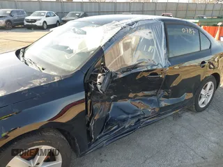 2012 Volkswagen Jetta TDI w/Premium with VIN 3VWLL7AJXCM320123, listed as a IAAI auction lot 41490787 with Not provided miles and . Bid and sale history available at DreamBid. Image 6.