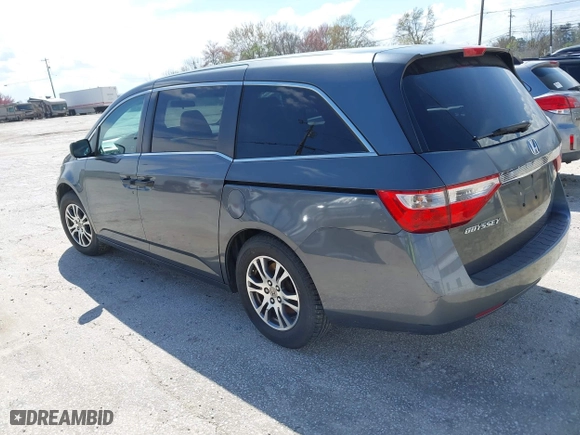 2011 Honda Odyssey LX with VIN 5FNRL5H29BB023895, listed as a IAAI auction lot 41897494 with 177,796 mi miles. Bid and sale history available at carsss.com. Image 3.