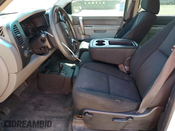 2013 Chevrolet Silverado 1500 with VIN 3GCPKPE75DG171495, listed as a Copart auction lot 53751175 with 208,358 mi miles and Clean Title. Bid and sale history available at DreamBid. Image 7.
