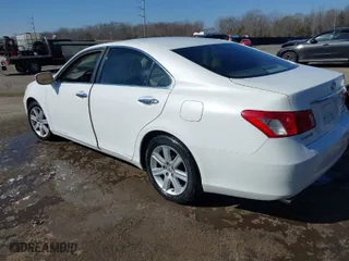 2007 Lexus ES 350 with VIN JTHBJ46G572102358, listed as a IAAI auction lot 41682844 with NaN miles. Bid and sale history available at carsss.com. Image 3.