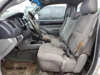2008 Toyota Tacoma z VIN 5TENX22N08Z551644, wystawiony jako Copart lot #61460485 z przebiegiem 317 705 mil mil oraz Szkoda całkowita • Salvage title. Historia ofert i sprzedaży dostępna na DreamBid. Obrazek 7.