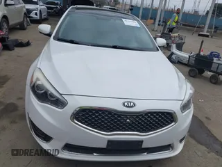 2016 Kia Cadenza Premium z VIN KNALN4D73G5209529, wystawiony jako IAAI lot #42239194 z przebiegiem 95 760 mil mil oraz . Historia ofert i sprzedaży dostępna na DreamBid. Obrazek 13.