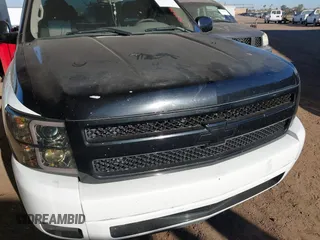 2008 Chevrolet Silverado 1500 Work Truck with VIN 1GCEC14C68Z182026, listed as a IAAI auction lot 41267922 with 166,220 mi miles. Bid and sale history available at carsss.com. Image 6.