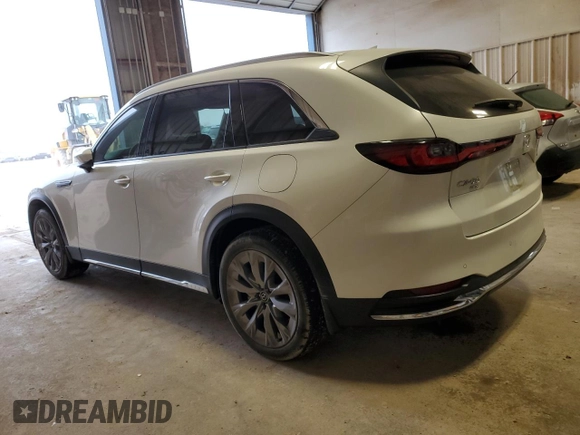 2024 Mazda CX-90 Premium Plus with VIN JM3KKEHD8R1147141, listed as a Copart auction lot 43001655 with 22,108 mi miles and Clean Title. Bid and sale history available at DreamBid. Image 2.