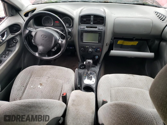 2005 Hyundai Santa Fe GLS with VIN KM8SC73D55U876565, listed as a Copart auction lot 81161004 with 204,205 mi miles and Salvage title. Bid and sale history available at DreamBid. Image 8.