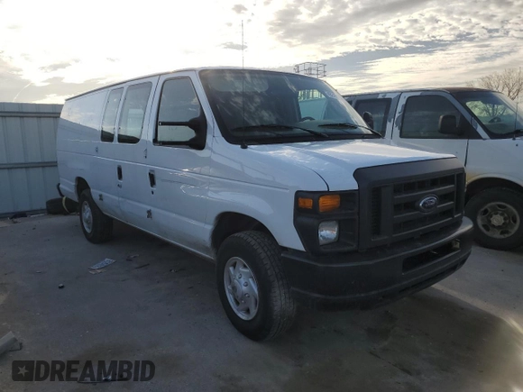 2008 Ford Econoline Cargo Commercial with VIN 1FTNS24L68DB18056, listed as a Copart auction lot 49248325 with 45,681 mi miles and Salvage Title. Bid and sale history available at DreamBid. Image 4.