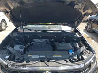 2024 Volkswagen Atlas SEL with VIN 1V2BE2CA3RC233021, listed as a IAAI auction lot 42185251 with 23,398 mi miles and . Bid and sale history available at DreamBid. Image 10.