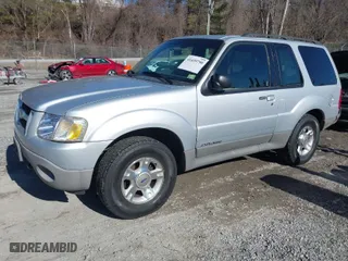2001 Ford Explorer Sport with VIN 1FMYU70E41UC26723, listed as a IAAI auction lot 41439790 with NaN miles. Bid and sale history available at carsss.com. Image 2.