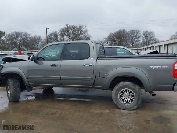 2005 Toyota Tundra SR5 with VIN 5TBET341X5S476366, listed as a IAAI auction lot 41607532 with 293,760 mi miles. Bid and sale history available at carsss.com. Image 14.