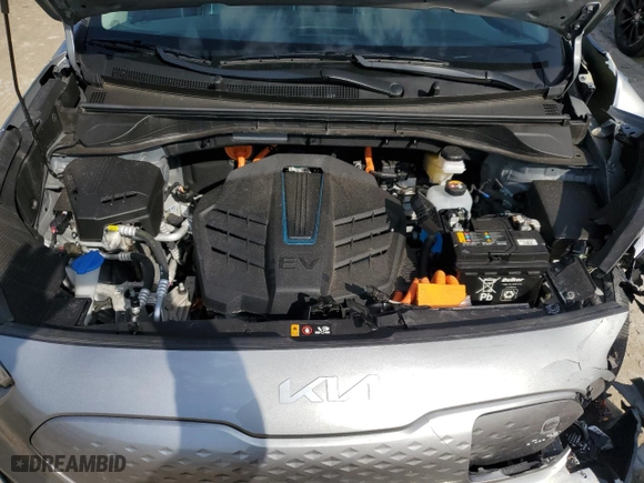 2022 Kia Niro EV S with VIN KNDCC3LG3N5121923, listed as a Copart auction lot 49021805 with 37,890 mi miles and Salvage Title. Bid and sale history available at carsss.com. Image 12.