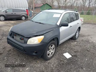 2007 Toyota RAV4 with VIN JTMZD33V175049094, listed as a IAAI auction lot 42039427 with 150,477 mi miles. Bid and sale history available at carsss.com. Image 2.