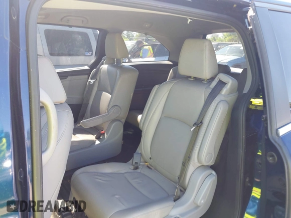 2019 Honda Odyssey EX-L with VIN 5FNRL6H78KB096922, listed as a IAAI auction lot 42008685 with 116,723 mi miles and . Bid and sale history available at DreamBid. Image 8.
