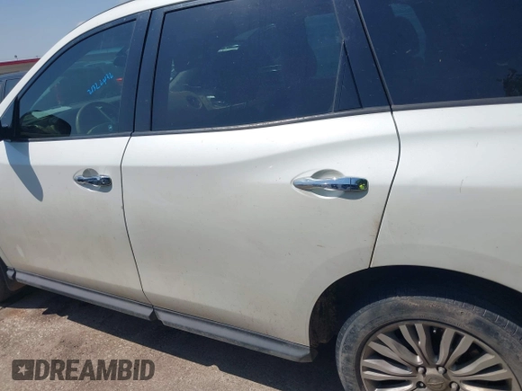 2015 Nissan Pathfinder S with VIN 5N1AR2MN7FC613554, listed as a IAAI auction lot 42050540 with 204,211 mi miles and . Bid and sale history available at DreamBid. Image 14.