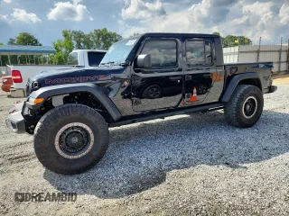 2024 Jeep Gladiator Mojave with VIN 1C6JJTEG3RL116367, listed as a Copart auction lot 64282475 with 8,947 mi miles and Salvage title. Bid and sale history available at DreamBid. Image 1.